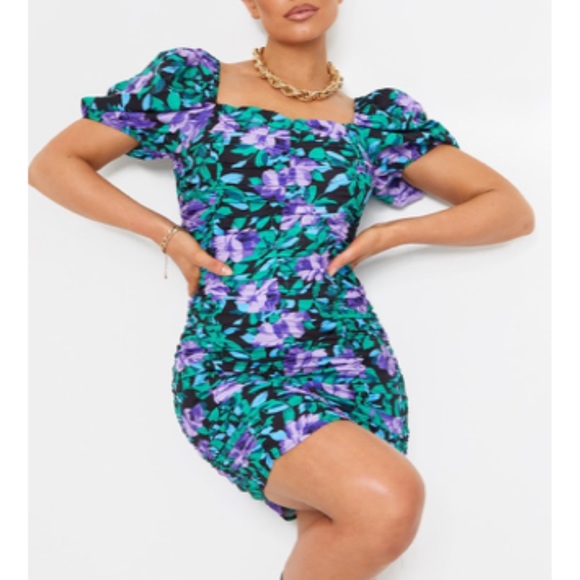 PrettyLittleThing Dresses & Skirts - Pretty Little Thing Rouched Floral Dress